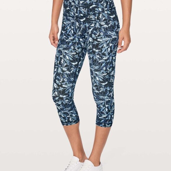 Lululemon Wunder Under Crop (Hi-Rise) 21" Embellished Multi Size 4 - Picture 3 of 7